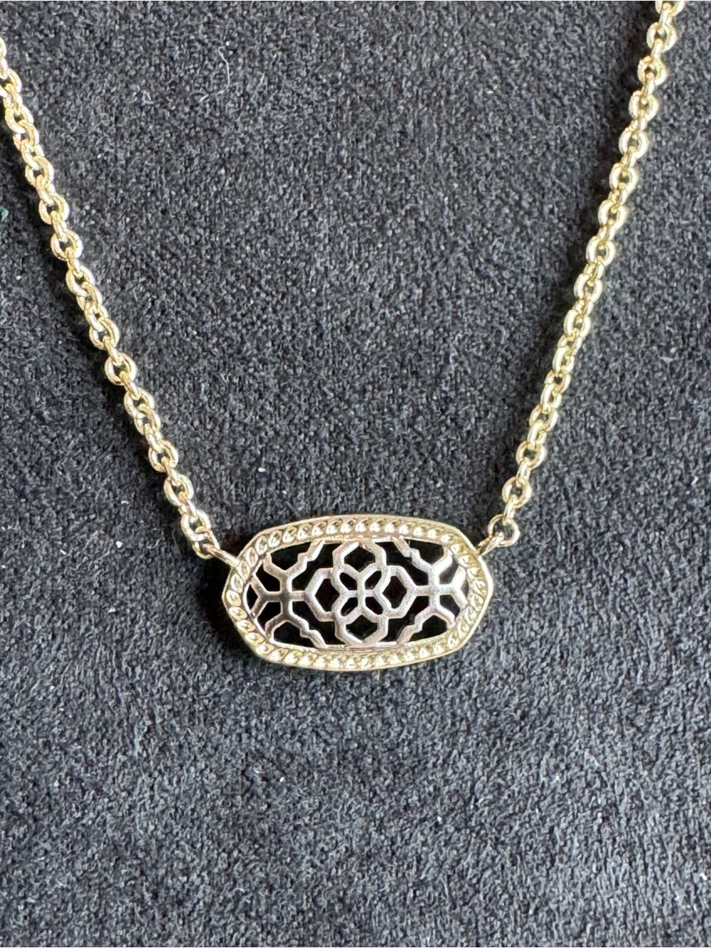 Kendra Scott Two-Tone Filigree Openwork Elisa Pendant Necklace Mixed Metals